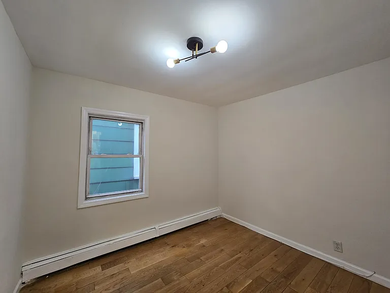 109 Claremont Ave #3 — Photo 4