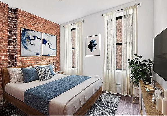 4th image of 640 10th Ave #5NR