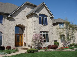 1780 W Whispering Ct, Addison, IL 60101