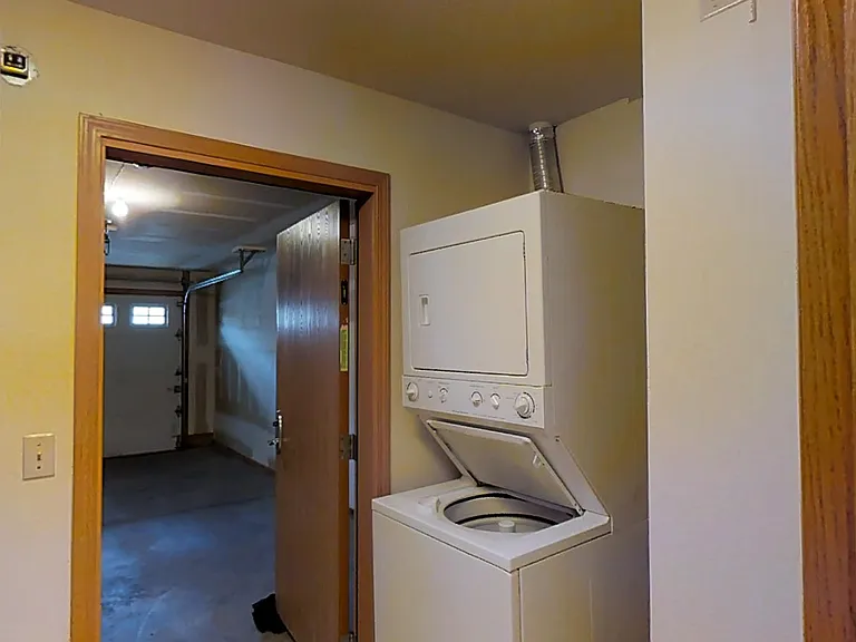 2979 S Gate Dr #2 — Photo 5