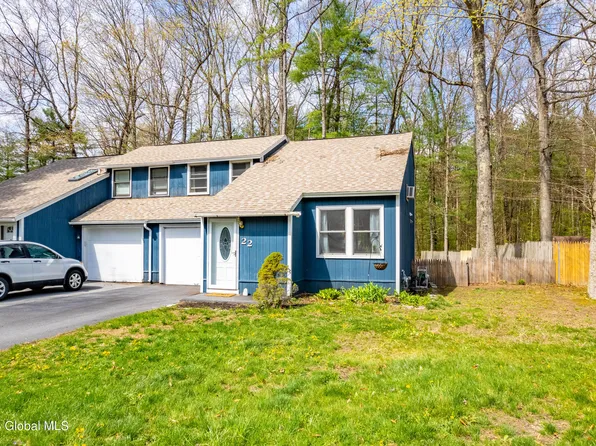 22 Wake Robin Road, Ballston Spa, NY 12020