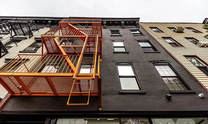 Rented by EXR | media 7