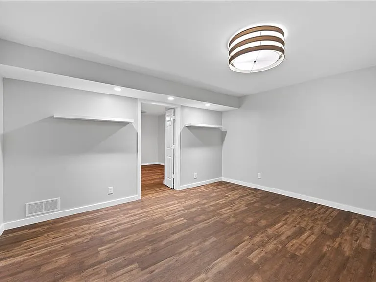 3467 Shawnee Trl SE — Photo 27