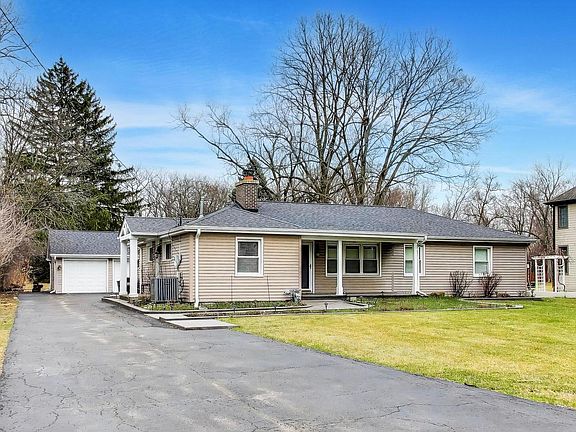 2nd image of 7 Alton Rd