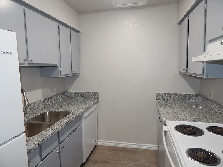 2 bed townhome