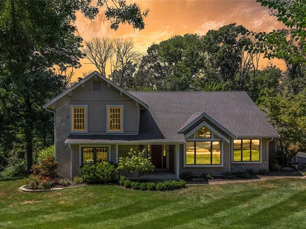 17106 Chaise Ridge Rd, Chesterfield, MO 63005