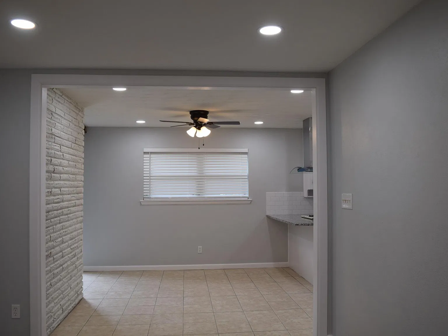3 bed, 1863 sqft, $2,050 — Photo 3