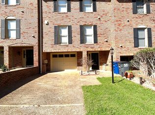 2405 Richelieu Ln, Hoover, AL 35216