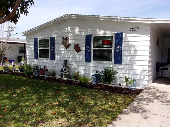 2229 Las Fuentes Dr