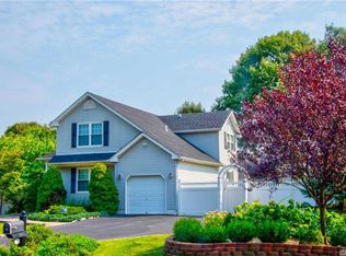 21 Nicole Ln, Coram, NY 11727