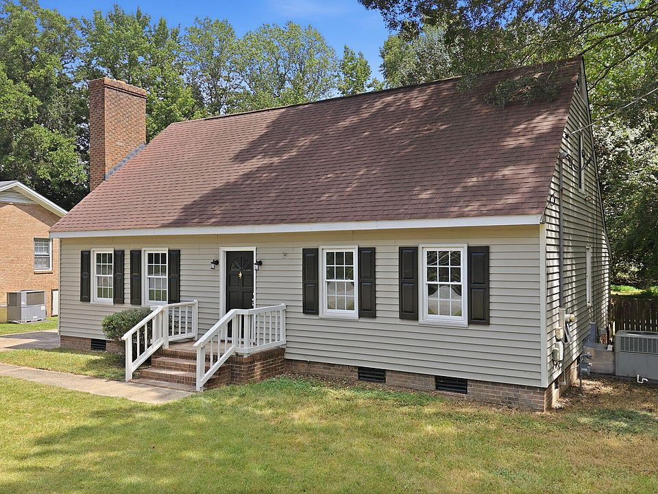 1st image of 2522 Buckingham Road NW
