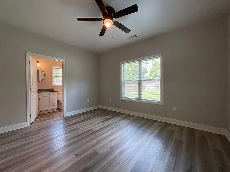 819 Ellis St — Photo 19