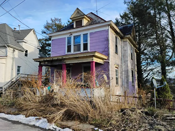 122 Watson Ave, Fairmont, WV 26554