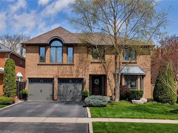 1193 Bowman Dr, Oakville, ON L6M 2T3
