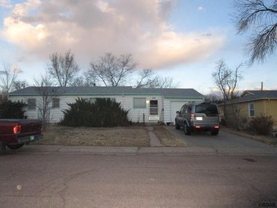 208 Circle Dr W, Canon City, CO, 81212