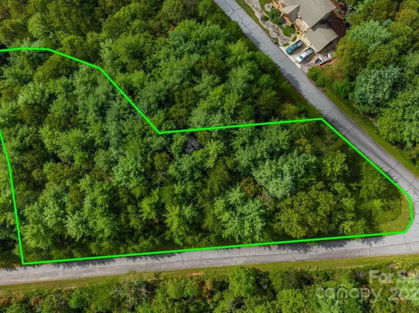 913 Bear Cliff Dr #24, Nebo, NC 28761