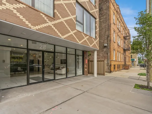 28-26 Vroom Street image 18 of 30