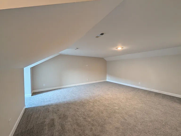 250 Cloverbrook Way — Photo 9