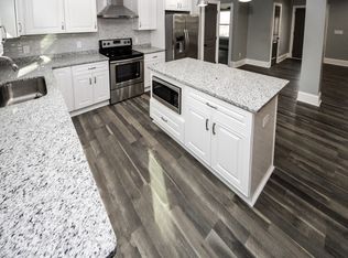 6431 Woodlawn Ave, Rex, GA 30273