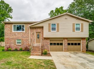 3132 Brook Hollow Dr, Rex, GA 30273