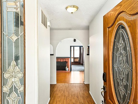 3rd image of 4440 Tanglewood Way