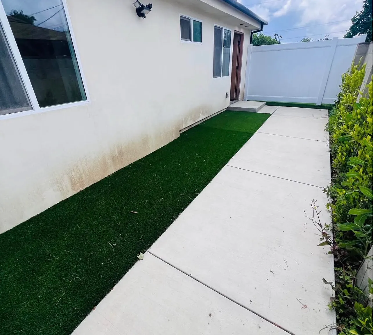 1 bed, 350 sqft, $2,350 — Photo 4