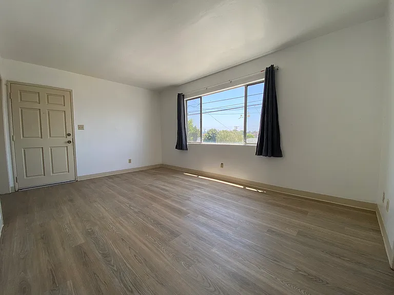 6767 El Cajon Blvd #4 — Photo 11
