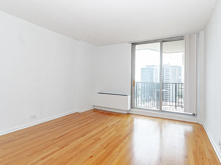 4170 N Marine Dr #13A — Photo 12