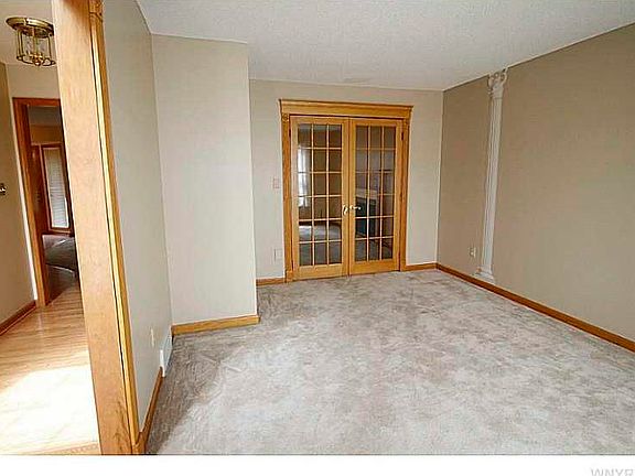 5th image of 18 McCarthy Dr
