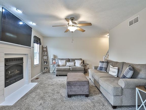 5th image of 203 Auburn Meadows Ct