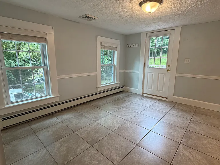 856 Main St #2 — Photo 7