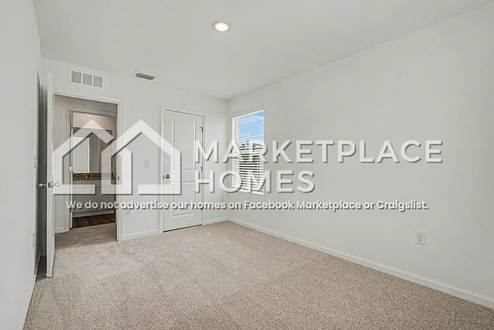 11890 Sylvia St — Photo 22