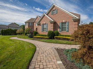 341 Karen Ct, Freehold, NJ 07728