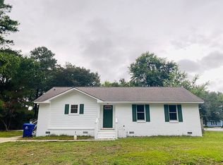 1560 Wakendaw Rd, Mount Pleasant, SC 29464