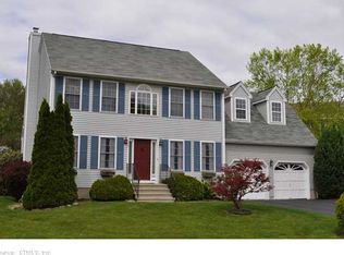 105 Settlers Ridge Rd, Milford, CT 06460