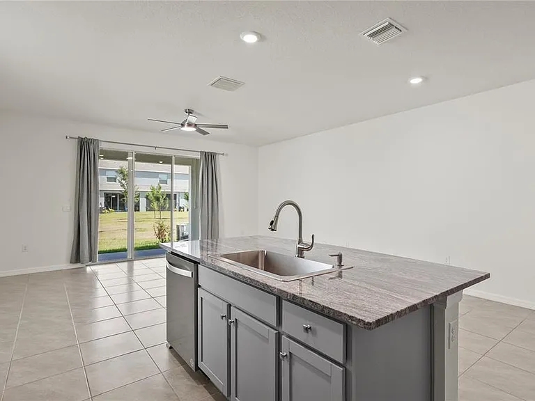 33055 Tulip Petal Ln — Photo 6