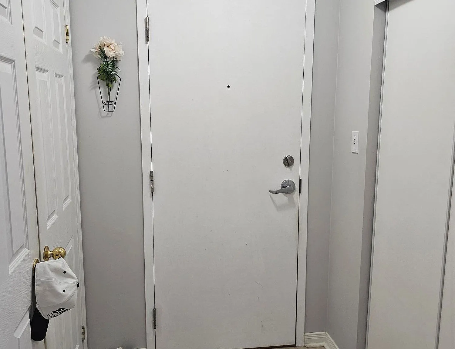 2 bed, $2,400 — Photo 2