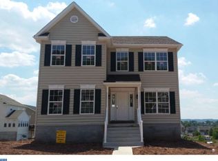 2146 Larkspur Ct, Pennsburg, PA 18073