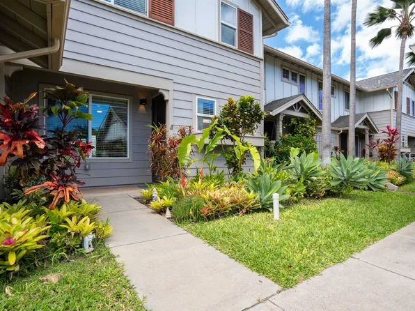 668 Meakanu Ln APT 1402, Wailuku, HI 96793