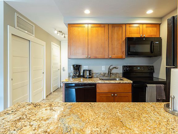 4th image of 475 Front St #332
