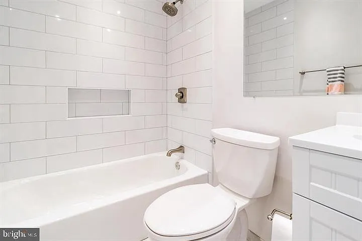 6332 Teakwood Ct — Photo 14