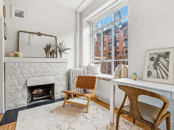 55 Morton Street image 1 of 9