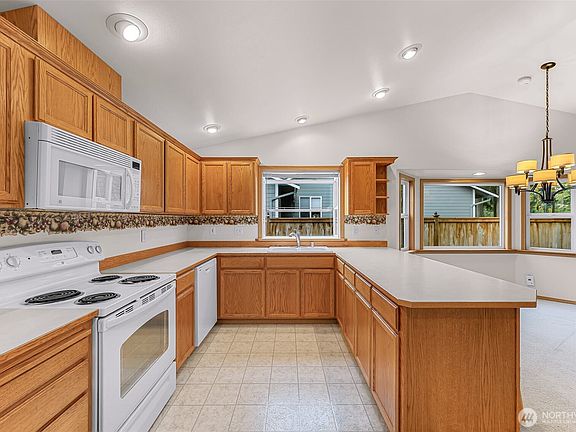 3rd image of 4502 200th Street NE