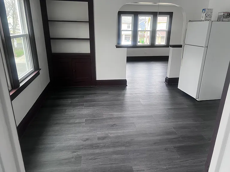 9808 Parkview Ave #2 — Photo 6