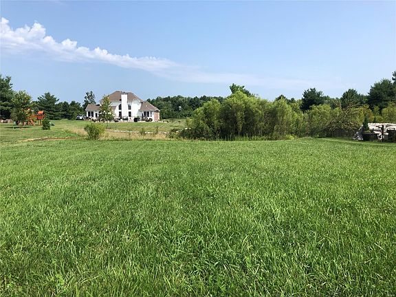3rd image of 8437 Stone Ledge Dr