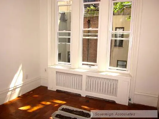 Rented by Sovereign Associates | media 7
