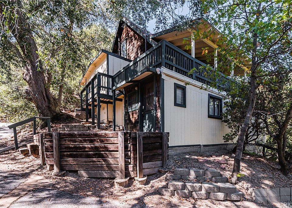 1st image of 23586 Hillside Dr