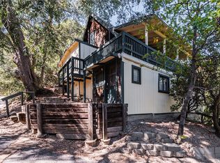 23586 Hillside Dr, Crestline, CA 92325