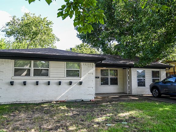 3rd image of 608 Terrace Dr