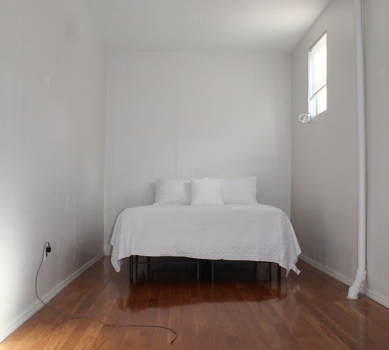 2nd image of 169 Jefferson St #2A